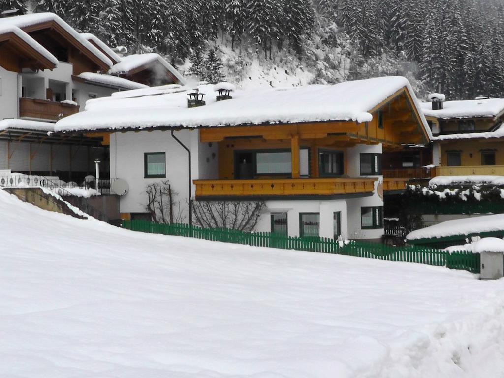 Appartementhaus Zillertal By Piaunddirk Finkenberg Zewnętrze zdjęcie